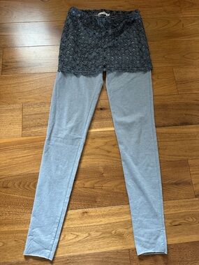 Gray Lace Skirted Leggings for Women - Unknown Brand